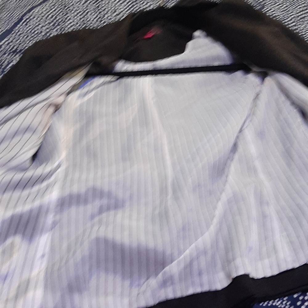 Coat - Picture 2 of 2